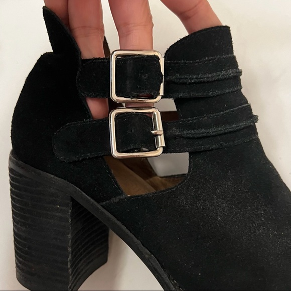 Jeffrey Campbell Black Suede Buckle Cutout Bootie B12/ - Picture 3 of 13